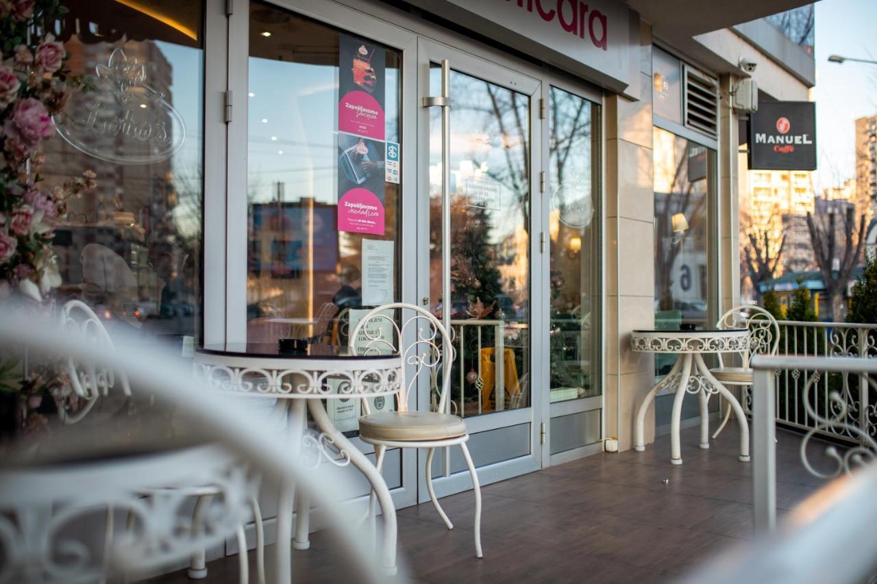 Garni Hotel Lotos Ni Esterno foto
